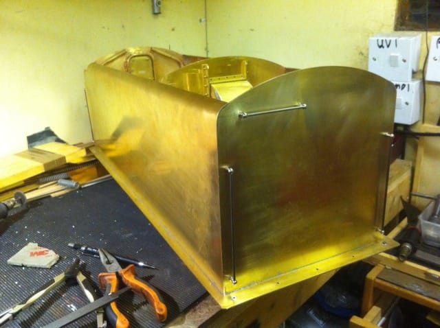 Tender: Bunker detail and Handrails