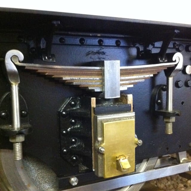 Tender: suspension leaf springs and buckles