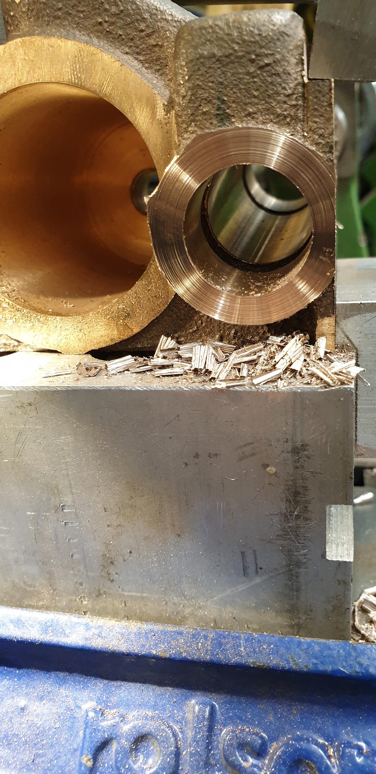 Middle Cylinder: Steam-chest